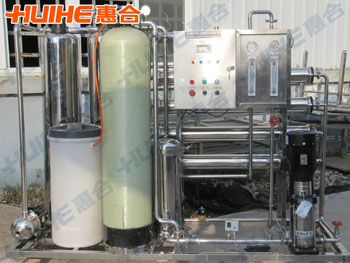 精美展示1-3T/H反滲透水處理實拍圖,讓客戶更直觀的了解我們的產(chǎn)品!